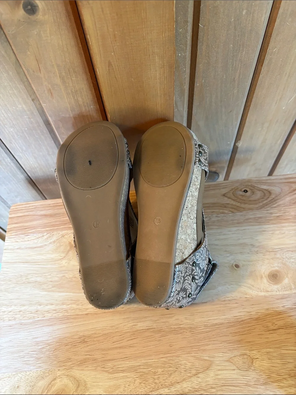 Very G Liberty Tooled Wedges
